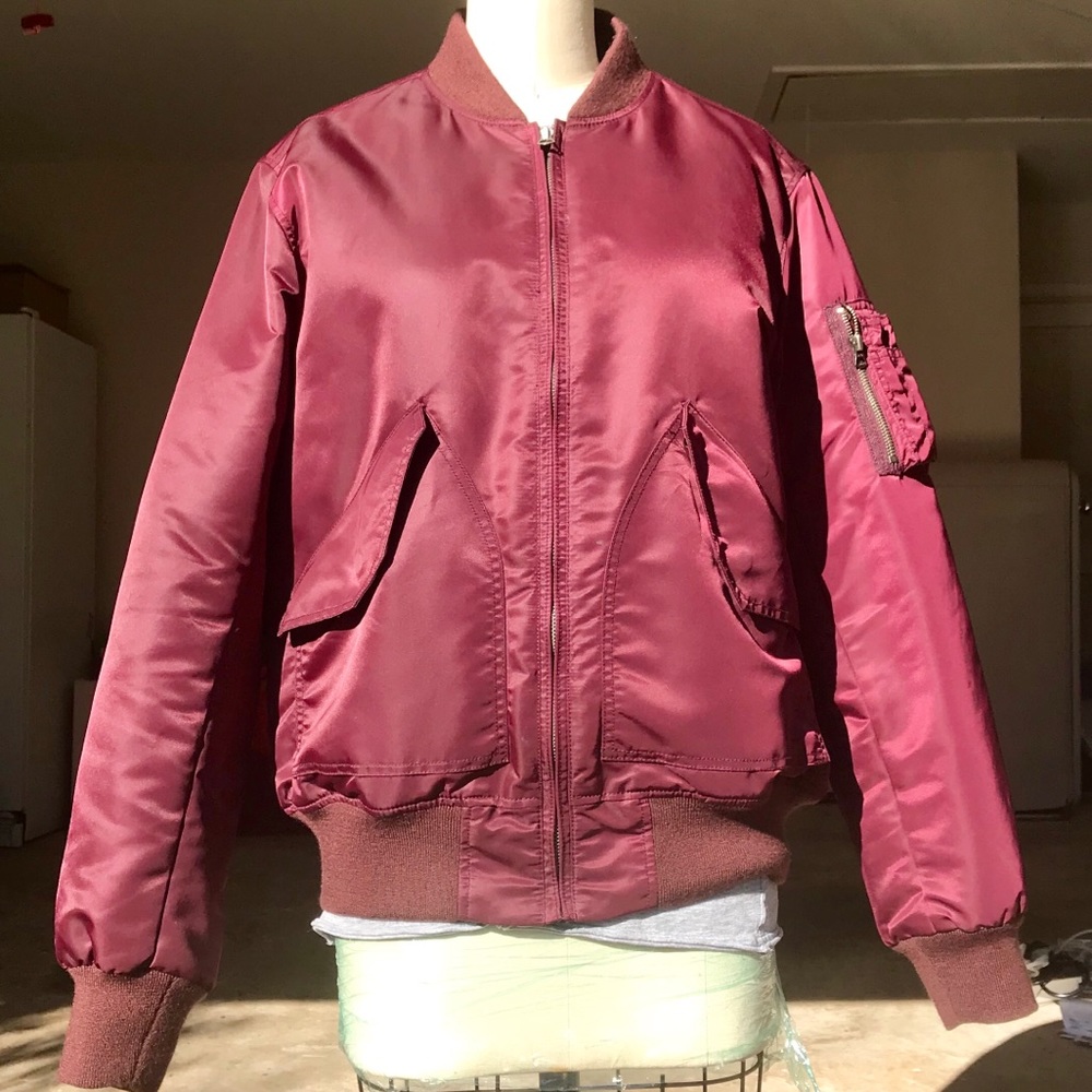 Jcrew Wallace & Barnes MA-1 primaloft Bomber jckt